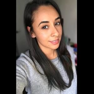 Meet your Posher, Raquel